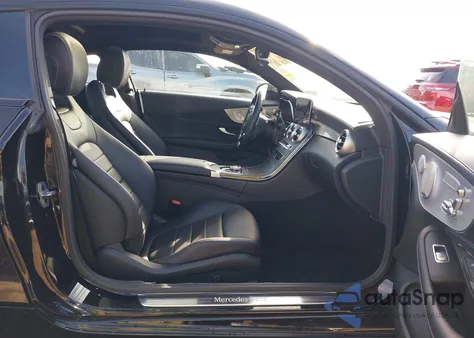 2023 Mercedes-Benz C 300 4Matic z USA, uszkodzony, nr VIN W1KWJ8EB7PG121891